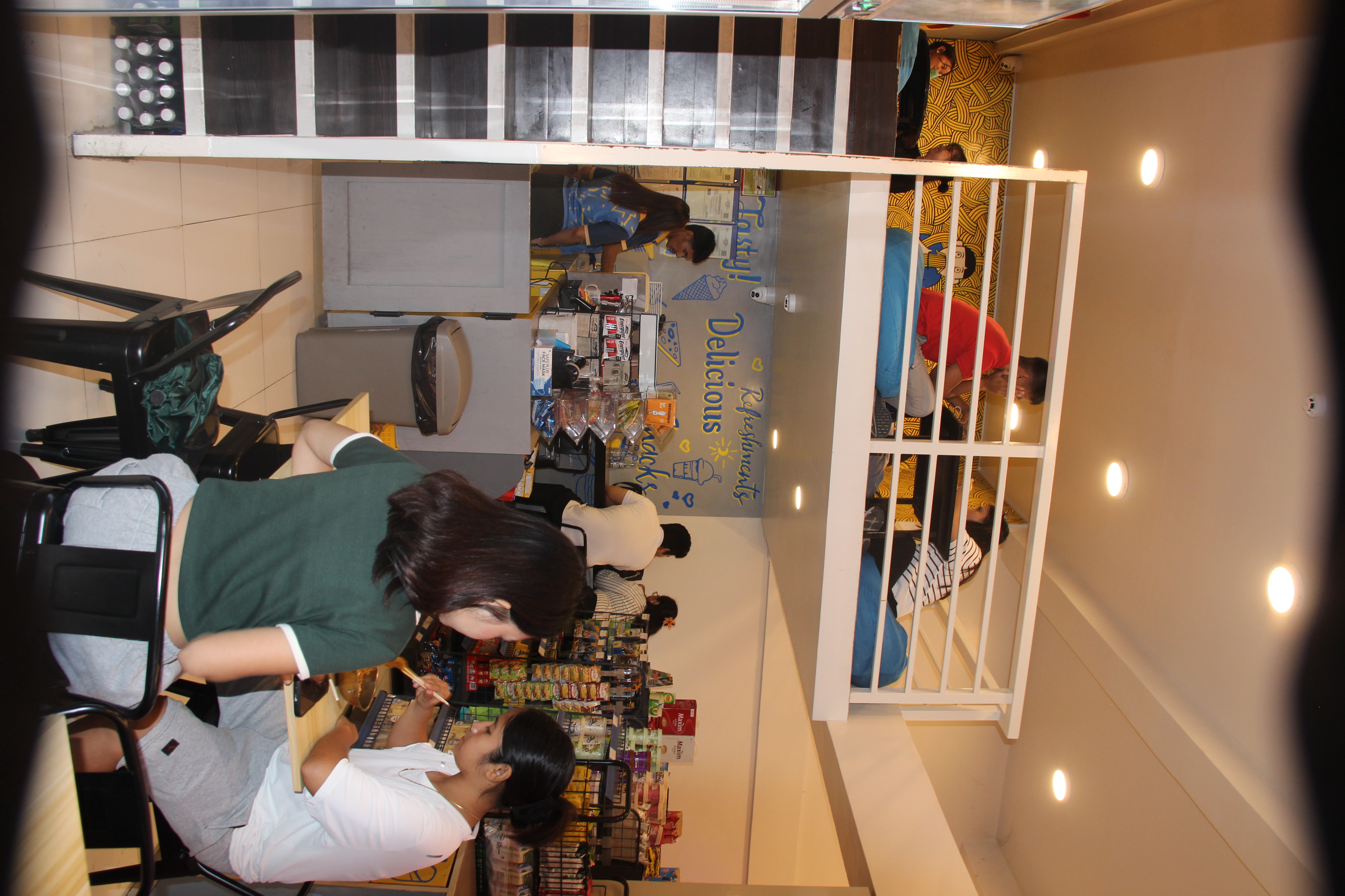 QQ MART